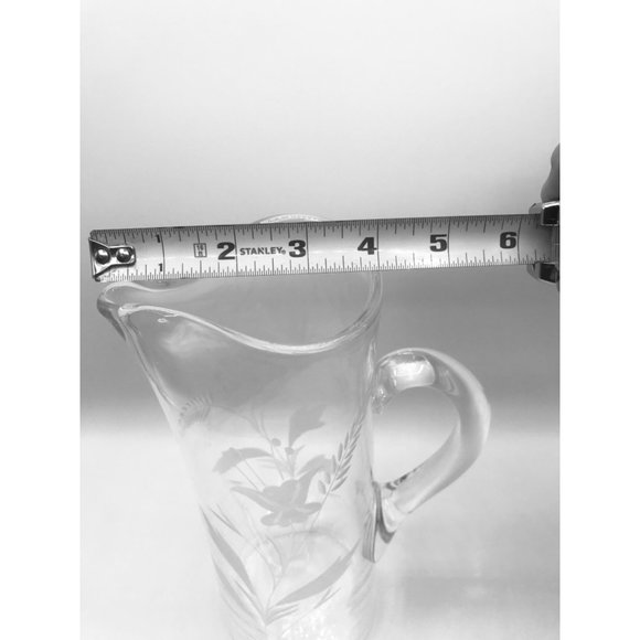 Vintage etched floral and butterflies hand blown cocktail pitcher with mixer. - Picture 8 of 12